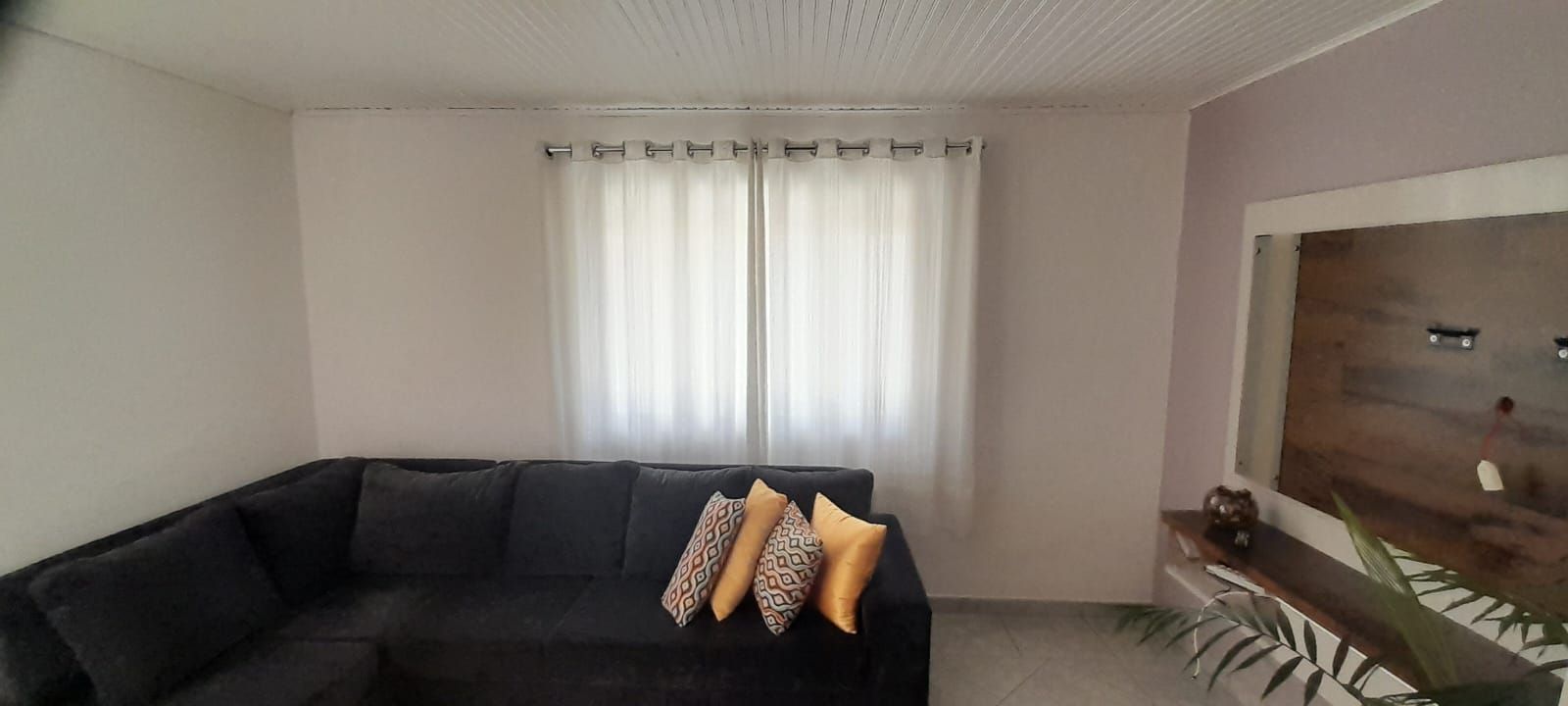 Duas Casas frente 2 quartos mais fundo edícula 1 quarto, João Paulo II, Sumaré