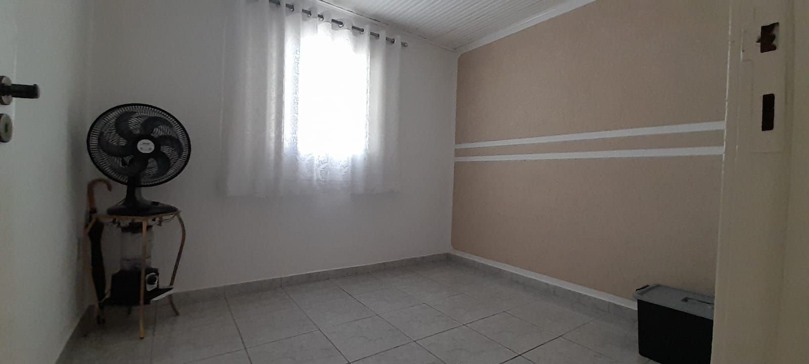 Duas Casas frente 2 quartos mais fundo edícula 1 quarto, João Paulo II, Sumaré