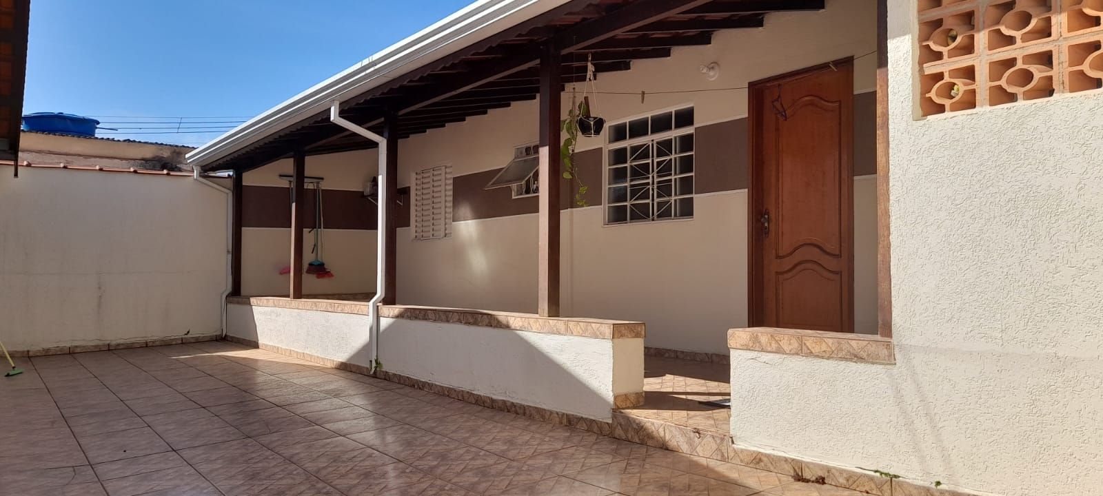 Duas Casas frente 2 quartos mais fundo edícula 1 quarto, João Paulo II, Sumaré