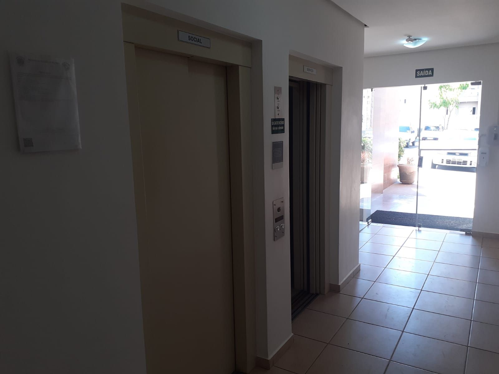 Apartamento com 2 quartos, suíte, varanda e elevador próximo ao Centro, Hortolândia.