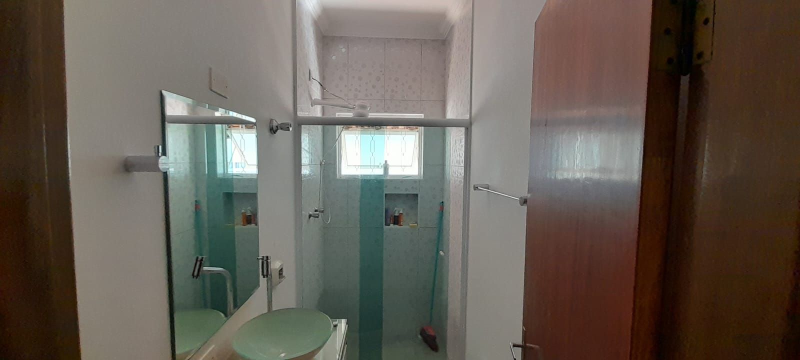Duas Casas frente 2 quartos mais fundo edícula 1 quarto, João Paulo II, Sumaré