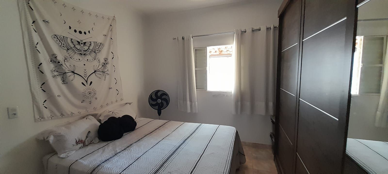 Duas Casas frente 2 quartos mais fundo edícula 1 quarto, João Paulo II, Sumaré