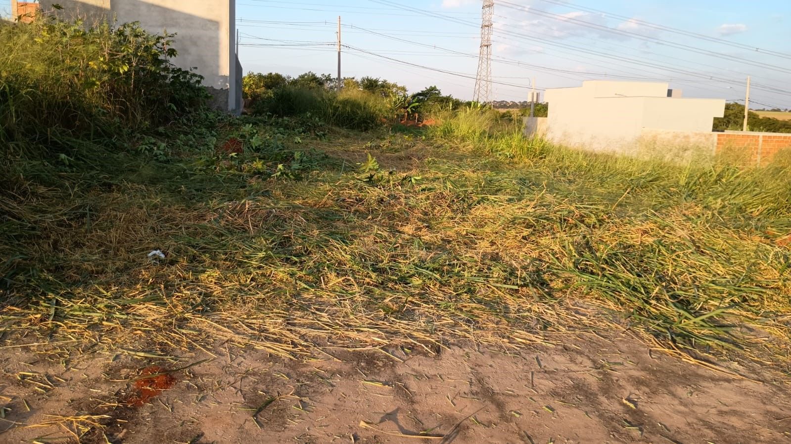Terreno 200m² pronto para construir em Nova Odessa Jardim dos Lagos II
